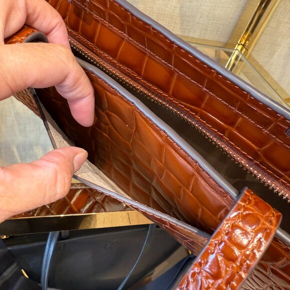 Tory Burch Thea E/W Satchel 170473 $620 - Picture 5 of 9